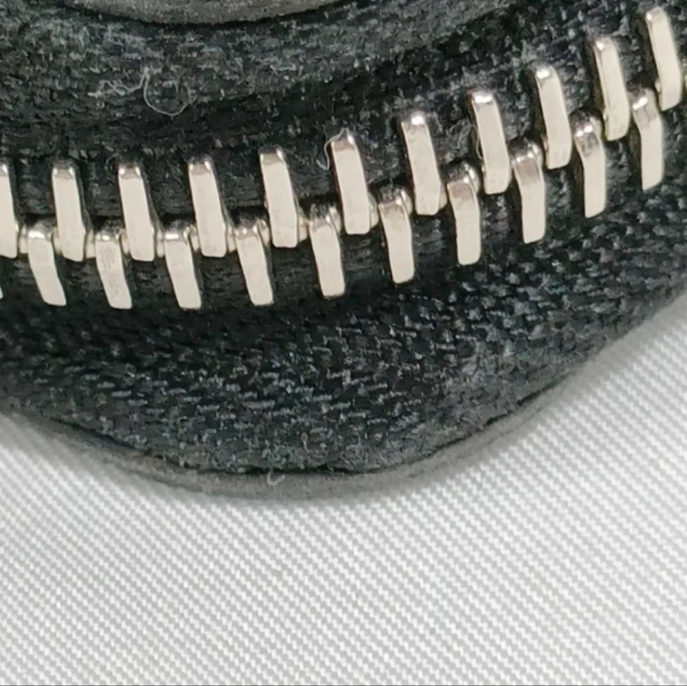 Louis Vuitton Damier Graphite Zippy Wallet